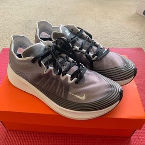 Nike Zoom Fly SP Size 9